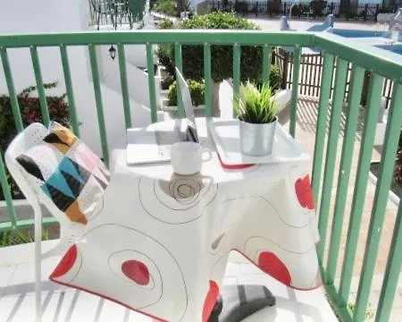 Pool And Cool - San Valentin Apartment *
